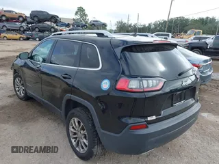 2019 Jeep Cherokee Latitude Plus with VIN 1C4PJLLN4KD119783, listed as a IAAI auction lot 41223282 with 84,917 mi miles. Bid and sale history available at carsss.com. Image 3.