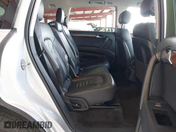 2015 Audi Q7 3.0T Premium with VIN WA1CGAFE9FD026724, listed as a IAAI auction lot 41740073 with 71,505 mi miles. Bid and sale history available at carsss.com. Image 8.