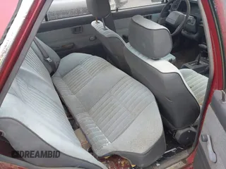 1990 Nissan Sentra z VIN JN1GB21B5LU503902, wystawiony jako IAAI lot #42358723 z przebiegiem 172 484 mil mil oraz . Historia ofert i sprzedaży dostępna na DreamBid. Obrazek 8.