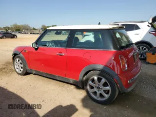 2002 MINI Hardtop with VIN WMWRC33452TC38393, listed as a Copart auction lot 51518205 with 94,609 mi miles and Clean Title. Bid and sale history available at DreamBid. Image 2.