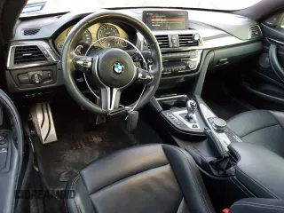 2020 BMW M4 z VIN WBS4Y9C0XLFH08831, wystawiony jako Copart lot #41863585 z przebiegiem 71 763 mil mil oraz Szkoda całkowita • Salvage title. Historia ofert i sprzedaży dostępna na DreamBid. Obrazek 8.