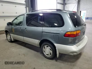 2000 Toyota Sienna LE z VIN 4T3ZF13C7YU284445, wystawiony jako Copart lot #52452465 z przebiegiem 150 609 mil mil oraz Szkoda całkowita • Salvage title. Historia ofert i sprzedaży dostępna na DreamBid. Obrazek 2.