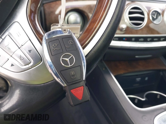 2016 Mercedes-Benz S 550 with VIN WDDUG8CB5GA222424, listed as a IAAI auction lot 40413820 with 125,802 mi miles and . Bid and sale history available at carsss.com. Image 11.