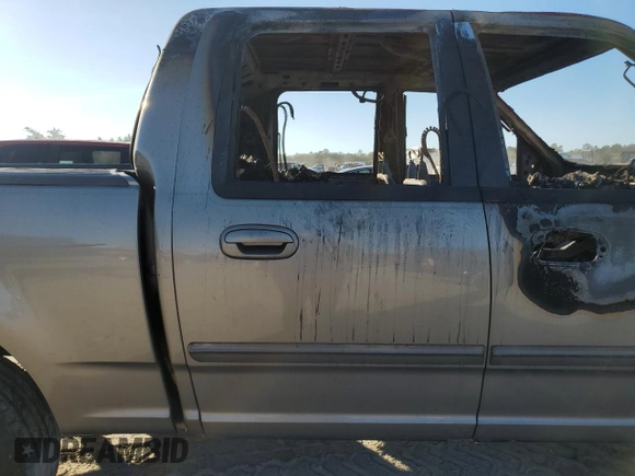 2002 Ford F-150 XLT with VIN 1FTRW07L02KD55294, listed as a Copart auction lot 87107204 with 0 mi miles and Non Repairable. Bid and sale history available at carsss.com. Image 10.