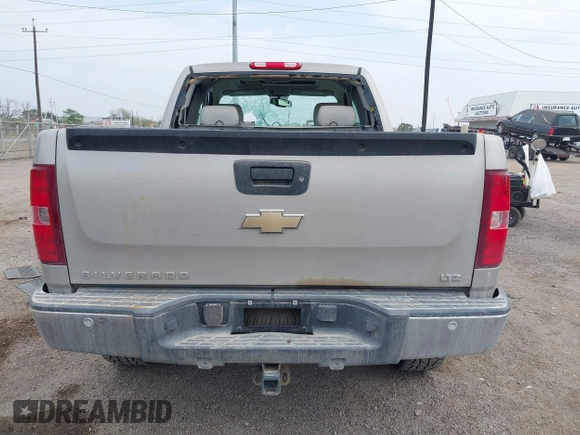 2008 Chevrolet Silverado 1500 with VIN 1GCEC19YX8Z293442, listed as a IAAI auction lot 41645039 with 128,008 mi miles and . Bid and sale history available at DreamBid. Image 17.