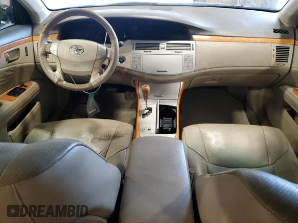 2006 Toyota Avalon XL z VIN 4T1BK36B36U139730, wystawiony jako Copart lot #57646545 z przebiegiem 287 662 mil mil oraz Nie do naprawy • Non repairable. Historia ofert i sprzedaży dostępna na DreamBid. Obrazek 8.