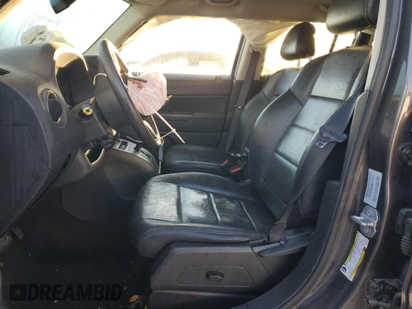2016 Jeep Patriot High Altitude with VIN 1C4NJRFB8GD646874, listed as a Copart auction lot 75907904 with Not Provided miles and Clean Title. Bid and sale history available at DreamBid. Image 7.