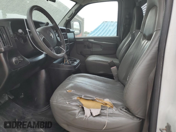 2008 Chevrolet Express Cargo Van with VIN 1GCGG25C581103901, listed as a Copart auction lot 47725165 with 162,358 mi miles and Clean Title. Bid and sale history available at carsss.com. Image 7.