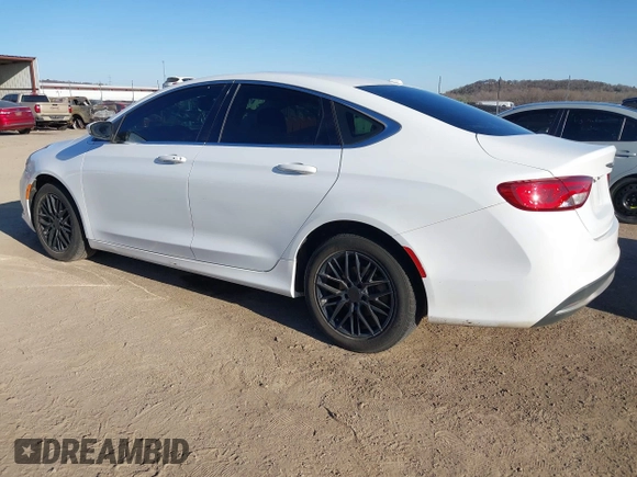 2015 Chrysler 200 Limited with VIN 1C3CCCAB8FN538189, listed as a IAAI auction lot 41750361 with 155,532 mi miles. Bid and sale history available at carsss.com. Image 3.