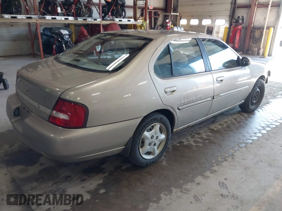 2001 Nissan Altima GXE with VIN 1N4DL01D91C128284, listed as a IAAI auction lot 41649006 with 75,262 mi miles. Bid and sale history available at carsss.com. Image 4.