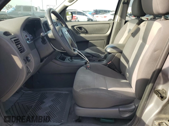 2007 Ford Escape XLS with VIN 1FMYU02Z77KA28665, listed as a Copart auction lot 64358445 with 67,350 mi miles and Clean title. Bid and sale history available at DreamBid. Image 7.