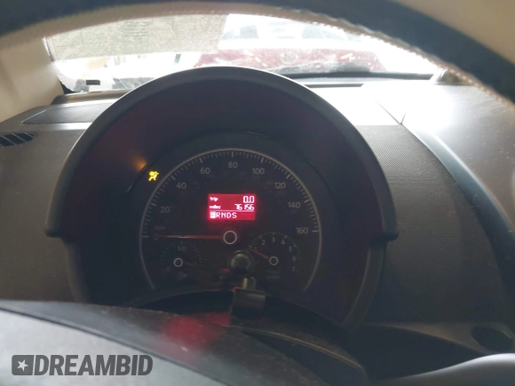2009 Volkswagen Beetle S with VIN 3VWRG31Y89M408245, listed as a IAAI auction lot 41600593 with 76,156 mi miles and . Bid and sale history available at DreamBid. Image 7.