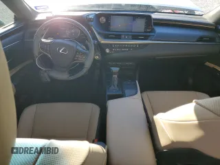 2021 Lexus ES with VIN 58AD11D14MU002358, listed as a Copart auction lot 87913945 with 10,161 mi miles and Salvage Title. Bid and sale history available at carsss.com. Image 8.