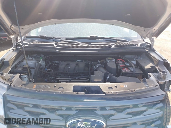 2019 Ford Explorer XLT z VIN 1FM5K8D83KGA27455, wystawiony jako IAAI lot #42468757 z przebiegiem 36 109 mil mil oraz . Historia ofert i sprzedaży dostępna na DreamBid. Obrazek 10.