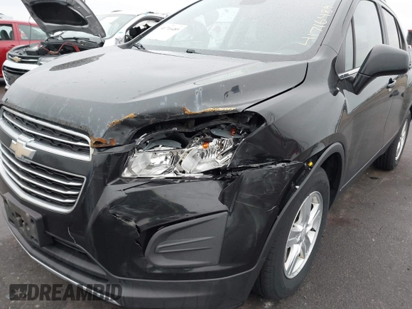 2015 Chevrolet Trax LT with VIN KL7CJLSBXFB057679, listed as a IAAI auction lot 41716489 with 97,468 mi miles. Bid and sale history available at carsss.com. Image 6.