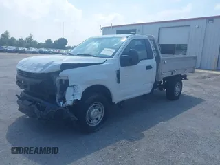 2018 Ford F-250 XL z VIN 1FDBF2A60JEC21183, wystawiony jako IAAI lot #42589005 z przebiegiem 76 581 mil mil oraz . Historia ofert i sprzedaży dostępna na DreamBid. Obrazek 2.