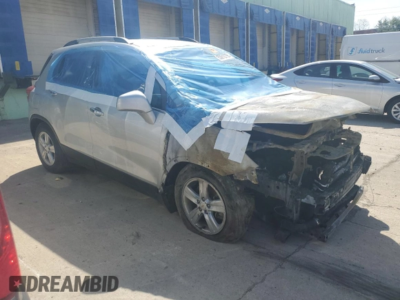 2020 Chevrolet Trax LT with VIN KL7CJLSB1LB015932, listed as a Copart auction lot 53910755 with Not Provided miles and Clean Title. Bid and sale history available at DreamBid. Image 4.