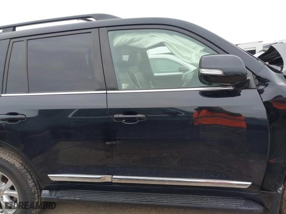 2016 Toyota Land Cruiser with VIN JTMCY7AJ6G4038101, listed as a IAAI auction lot 41613369 with 151,593 mi miles. Bid and sale history available at carsss.com. Image 14.