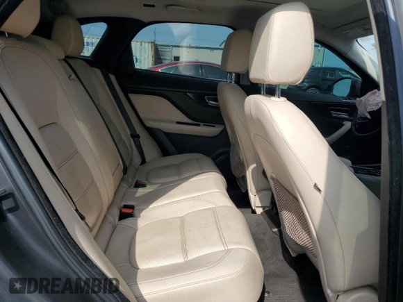 2017 Jaguar F-Pace 35t Prestige z VIN SADCK2BV4HA881436, wystawiony jako Copart lot #54602595 z przebiegiem 154 774 mil mil oraz Szkoda całkowita • Salvage title. Historia ofert i sprzedaży dostępna na DreamBid. Obrazek 11.