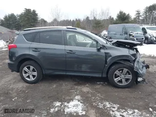 2013 Toyota RAV4 XLE with VIN JTMRFREV2DD035426, listed as a IAAI auction lot 41321574 with 1 mi miles. Bid and sale history available at carsss.com. Image 14.