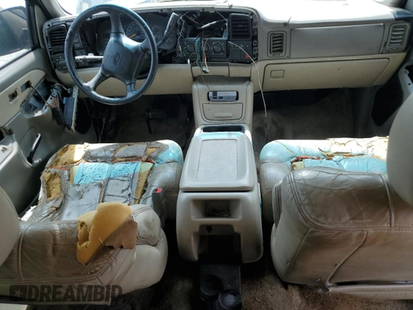 2000 Chevrolet Suburban LS with VIN 3GNFK16T5YG190971, listed as a Copart auction lot 60264695 with Not provided miles and Salvage title. Bid and sale history available at DreamBid. Image 8.