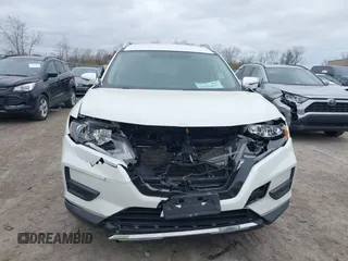 2018 Nissan Rogue SV with VIN KNMAT2MV2JP556770, listed as a IAAI auction lot 42048827 with 85,437 mi miles and . Bid and sale history available at carsss.com. Image 12.