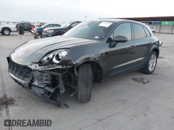 2018 Porsche Macan with VIN WP1AA2A53JLB05430, listed as a IAAI auction lot 41575202 with 65,834 mi miles. Bid and sale history available at carsss.com. Image 18.
