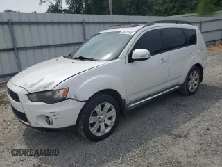 2010 Mitsubishi Outlander SE with VIN JA4AS3AW6AZ014334, listed as a Copart auction lot 60523085 with 173,197 mi miles and Salvage title. Bid and sale history available at DreamBid. Image 1.