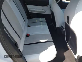 2023 Fisker Ocean Extreme z VIN VCF1EBU22PG009426, wystawiony jako IAAI lot #41963771 z przebiegiem Nie podano mil oraz . Historia ofert i sprzedaży dostępna na DreamBid. Obrazek 8.