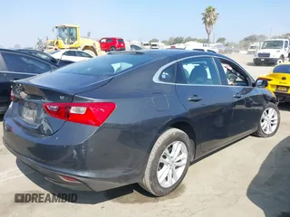 2018 Chevrolet Malibu LT with VIN 1G1ZD5ST0JF255805, listed as a IAAI auction lot 40195609 with 76,379 mi miles. Bid and sale history available at carsss.com. Image 4.