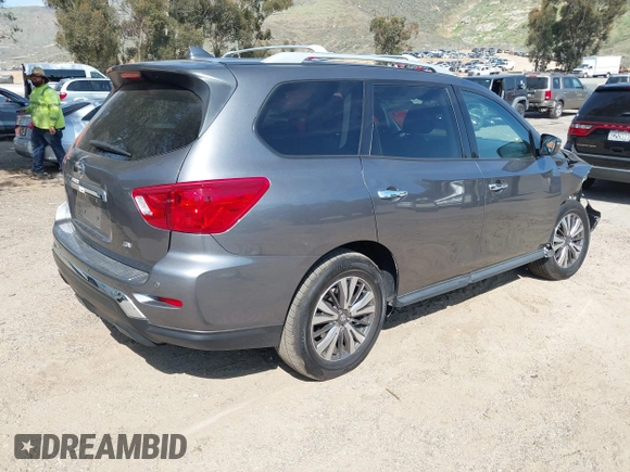 2019 Nissan Pathfinder S with VIN 5N1DR2MN0KC606551, listed as a IAAI auction lot 41883904 with 40,804 mi miles and . Bid and sale history available at DreamBid. Image 4.