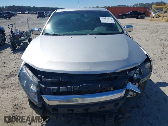 2011 Ford Fusion S with VIN 3FAHP0GA3BR311556, listed as a IAAI auction lot 41668511 with 200,159 mi miles. Bid and sale history available at carsss.com. Image 12.