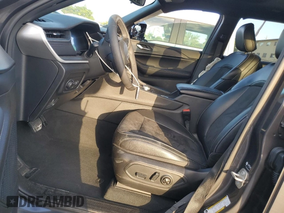 2024 Jeep Grand Cherokee Altitude X with VIN 1C4RJHAG2RC716215, listed as a Copart auction lot 42922815 with 14,653 mi miles and Salvage title. Bid and sale history available at DreamBid. Image 7.