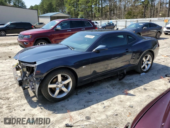 2013 Chevrolet Camaro LS z VIN 2G1FE1E3XD9172724, wystawiony jako Copart lot #50713835 z przebiegiem 110 067 mil mil oraz Szkoda całkowita • Salvage title. Historia ofert i sprzedaży dostępna na DreamBid. Obrazek 1.