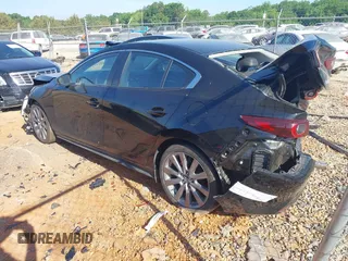 2024 Mazda 3 S Preferred z VIN 3MZBPACM7RM403246, wystawiony jako IAAI lot #42179543 z przebiegiem 19 279 mil mil oraz . Historia ofert i sprzedaży dostępna na DreamBid. Obrazek 3.