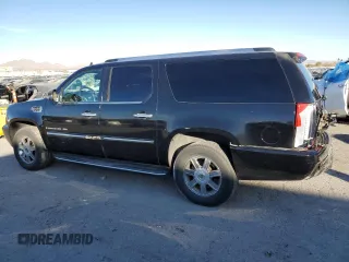 2008 Cadillac Escalade z VIN 1GYFC66898R195597, wystawiony jako Copart lot #87352834 z przebiegiem 154 045 mil mil oraz Szkoda całkowita • Salvage title. Historia ofert i sprzedaży dostępna na DreamBid. Obrazek 2.