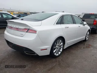 2015 Lincoln MKZ Hybrid with VIN 3LN6L2LU3FR612824, listed as a IAAI auction lot 41475840 with 122,499 mi miles and . Bid and sale history available at carsss.com. Image 4.