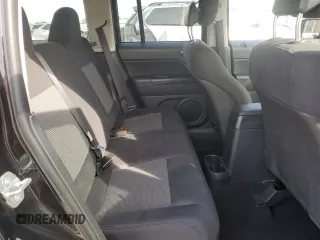 2011 Jeep Patriot Sport z VIN 1J4NT1GB3BD178338, wystawiony jako Copart lot #49590505 z przebiegiem 109 473 mil mil oraz Szkoda całkowita • Salvage title. Historia ofert i sprzedaży dostępna na DreamBid. Obrazek 11.