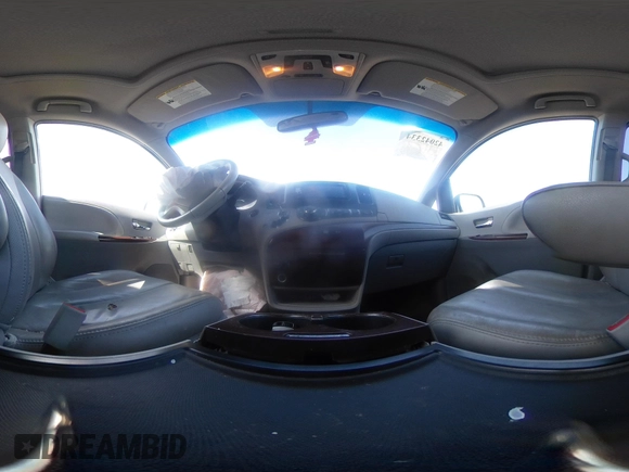 2013 Toyota Sienna XLE AAS with VIN 5TDYK3DC5DS375095, listed as a IAAI auction lot 42042334 with 130,633 mi miles. Bid and sale history available at carsss.com. Image 18.