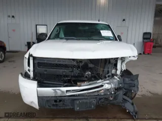 2011 Chevrolet Silverado 1500 LS with VIN 1GCRCREA3BZ445772, listed as a IAAI auction lot 41922183 with 140,429 mi miles. Bid and sale history available at carsss.com. Image 11.
