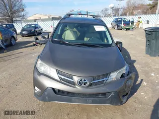 2014 Toyota RAV4 Limited with VIN 2T3DFREV5EW220519, listed as a IAAI auction lot 41808325 with 142,026 mi miles. Bid and sale history available at carsss.com. Image 13.
