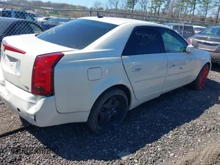 2005 Cadillac CTS z VIN 1G6DP567550128758, wystawiony jako IAAI lot #42069760 z przebiegiem Nie podano mil oraz . Historia ofert i sprzedaży dostępna na DreamBid. Obrazek 4.