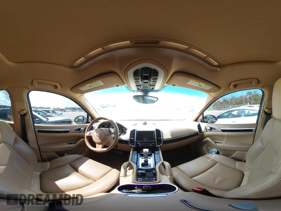 2014 Porsche Cayenne S z VIN WP1AB2A2XELA58986, wystawiony jako IAAI lot #41577501 z przebiegiem 53 672 mil mil oraz . Historia ofert i sprzedaży dostępna na DreamBid. Obrazek 18.