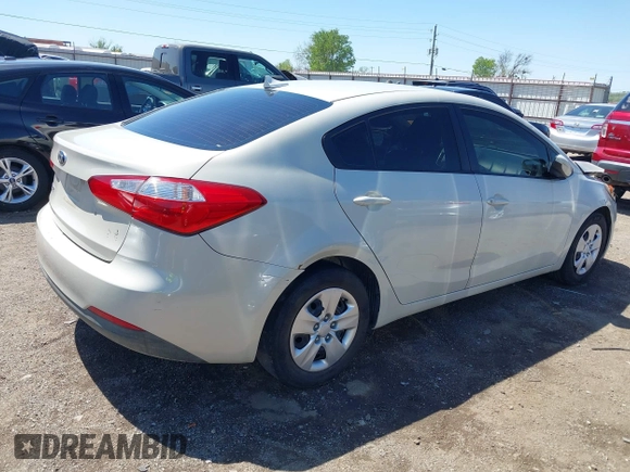 2015 Kia Forte LX with VIN KNAFK4A64F5341781, listed as a IAAI auction lot 42006968 with 219,151 mi miles and . Bid and sale history available at carsss.com. Image 4.