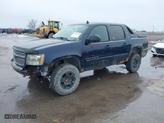 2007 Chevrolet Avalanche LT w/3LT with VIN 3GNFK12317G118640, listed as a IAAI auction lot 41735210 with 0 mi miles. Bid and sale history available at carsss.com. Image 2.