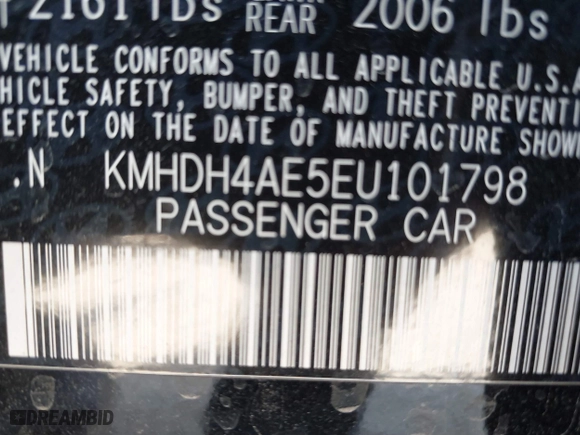 2014 Hyundai Elantra SE with VIN KMHDH4AE5EU101798, listed as a IAAI auction lot 41785753 with 206,799 mi miles. Bid and sale history available at carsss.com. Image 9.