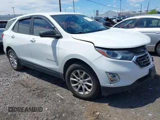 2020 Chevrolet Equinox LS z VIN 3GNAXHEV5LS515051, wystawiony jako IAAI lot #42306780 z przebiegiem 144 598 mil mil oraz . Historia ofert i sprzedaży dostępna na DreamBid. Obrazek 1.