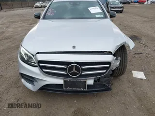 2018 Mercedes-Benz E with VIN WDDZF4KBXJA437064, listed as a IAAI auction lot 41902236 with 47,657 mi miles. Bid and sale history available at carsss.com. Image 12.