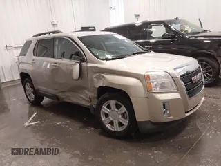 2015 GMC Terrain SLE z VIN 2GKALREK1F6374955, wystawiony jako IAAI lot #41989085 z przebiegiem 131 235 mil mil oraz . Historia ofert i sprzedaży dostępna na DreamBid. Obrazek 1.