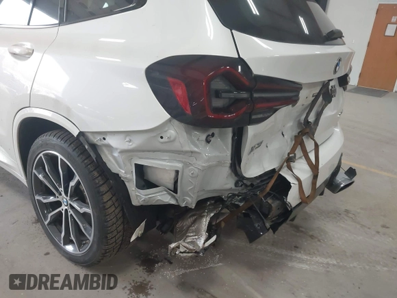 2022 BMW X3 xDrive30i with VIN 5UX53DP02N9K40520, listed as a IAAI auction lot 42086111 with 20,995 mi miles and . Bid and sale history available at DreamBid. Image 18.